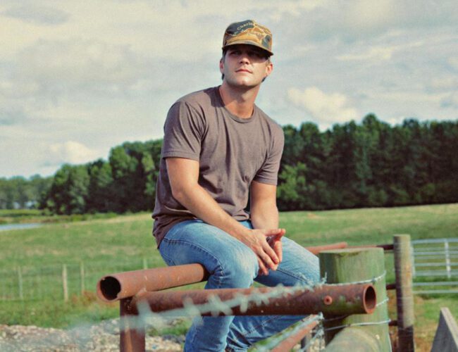 Noah Hicks Releases Boot-Stomping Hometown Ode “Small Town Does”