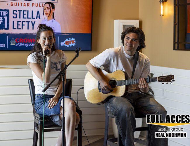 Stella Lefty Gives Contest Winners an Exclusive Performance at 99.5 WQYK Secret Pop-Up Event
